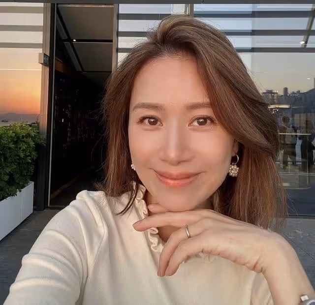 46歲香港知名女星宣布復出！主攻內地發展，嫁富商已成三孩之母
