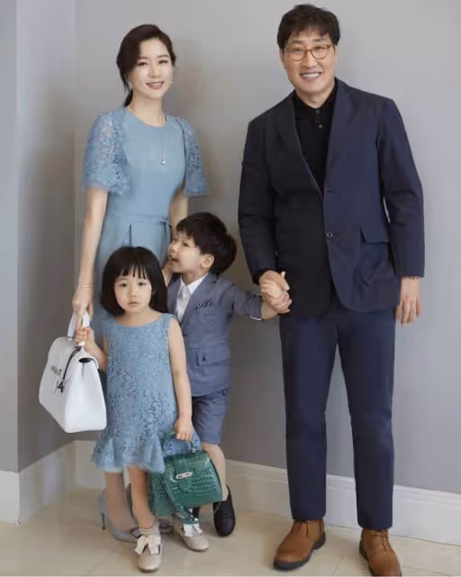 與林志玲同齡,韓國演藝圈最後的剩女42歲崔智友閃婚,靠這保童顏