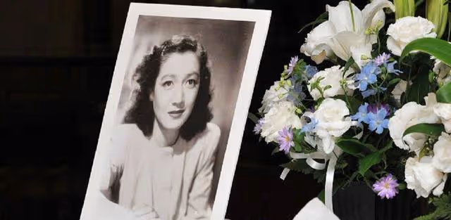 日本女演員原節子:被送給麥克阿瑟當情人,終生未婚,活了95歲