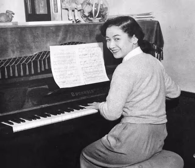 日本女演員原節子:被送給麥克阿瑟當情人,終生未婚,活了95歲