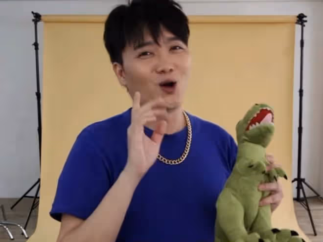 「小殭屍」張國權宣布復出!攜手33歲童星當網紅,曾轉行做銷售員