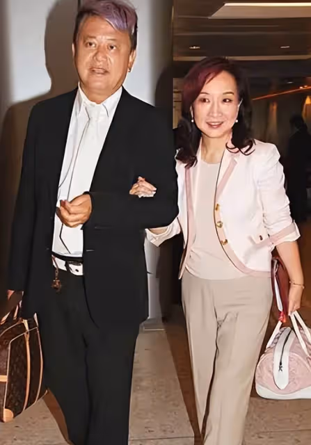 陳百祥夫婦恩愛43年,面對無兒無女很坦然:是人都知道我斷子絕孫