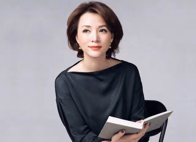 董卿老公失聯6月後終於現身！明日將重回公司掌權，被曝現身上海