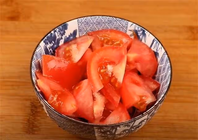 炒西蘭花，記住不要焯水和直接炒，教你一招，脆嫩入味，營養解饞