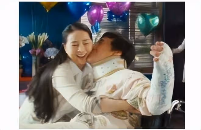 成龍妻子林鳳嬌：隱忍18年後，苦盡甘來無遺憾