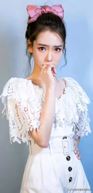 戚薇被問隱私,懟得對方啞口無言:高情商,才是女人的終極武器