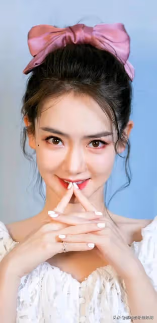戚薇被問隱私,懟得對方啞口無言:高情商,才是女人的終極武器