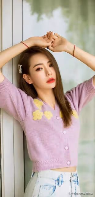 戚薇被問隱私，懟得對方啞口無言：高情商，才是女人的終極武器