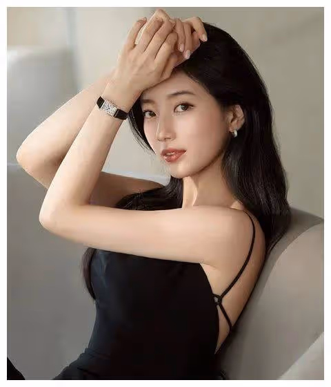 突然就get到秀智的顏了