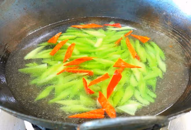 小暑時節,老傳統「吃5白,忌2味」,清涼祛火又解暑,入伏更舒爽