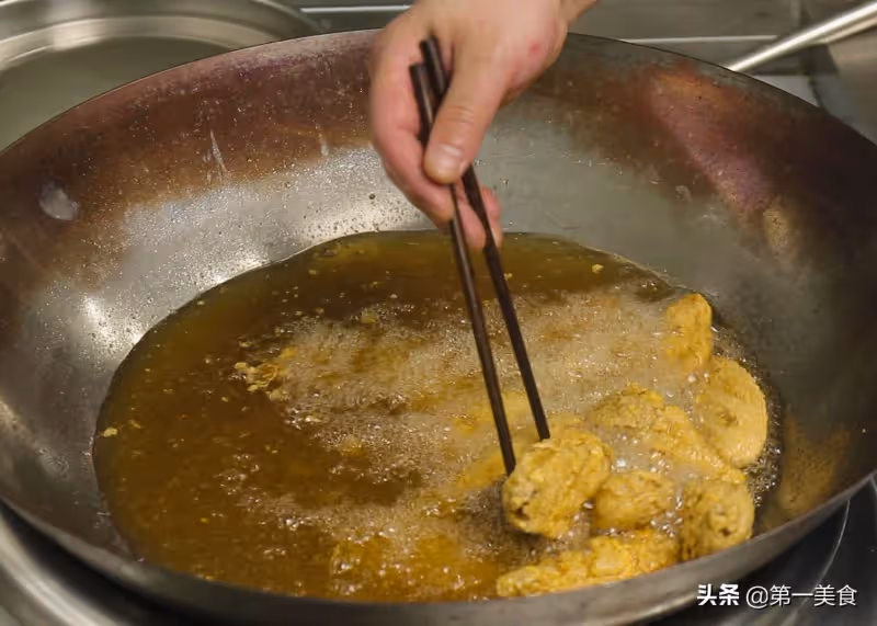 四種雞翅簡單好做的吃法，香到舔手指，輕鬆征服孩子的胃