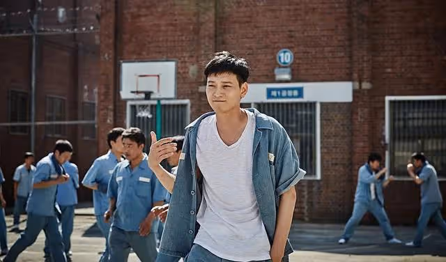 貴公子姜棟元,曾是四大公共財產,卻因曾祖父是親日漢奸被抵制