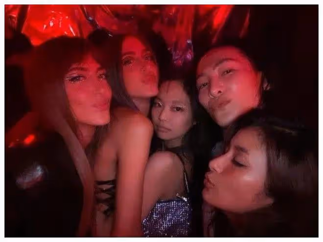 Jennie真的有「社牛症」?The Weeknd、海狸竟都是她的隱藏好友?