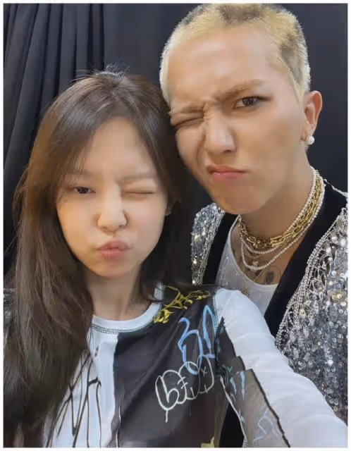 Jennie真的有「社牛症」?The Weeknd、海狸竟都是她的隱藏好友?