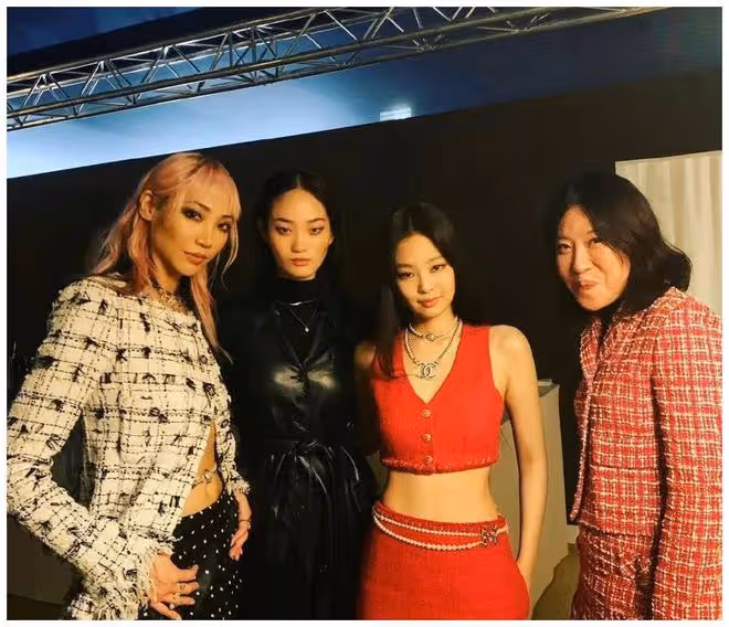 Jennie真的有「社牛症」?The Weeknd、海狸竟都是她的隱藏好友?