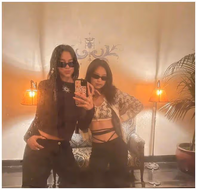 Jennie真的有「社牛症」?The Weeknd、海狸竟都是她的隱藏好友?