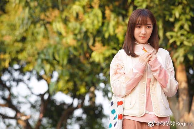 仙女造型矚目！TVB上位小花亮相獻禮劇，年初曾秘密入院割良性瘤