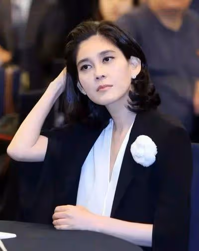 韓國頂級財閥千金「下嫁」保安,你以為是為情所困,其實另有隱情