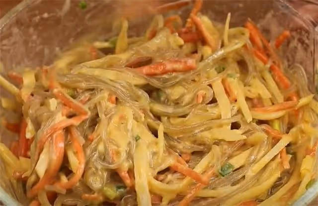 夏天粉條這麼做,沒想到那麼好吃,我家一周吃5次,營養又解饞