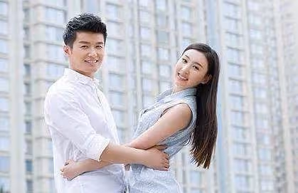 小姑結婚,婆婆要我送房子給小姑當嫁妝,還說不給就叫老公跟我失婚!我拿出一張紙,婆婆嚇的連忙道歉!