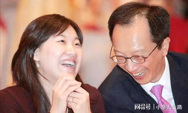 「跳水皇后」伏明霞：嫁大26歲梁錦松，如今43歲生活美滿
