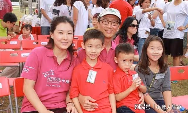 「跳水皇后」伏明霞：嫁大26歲梁錦松，如今43歲生活美滿