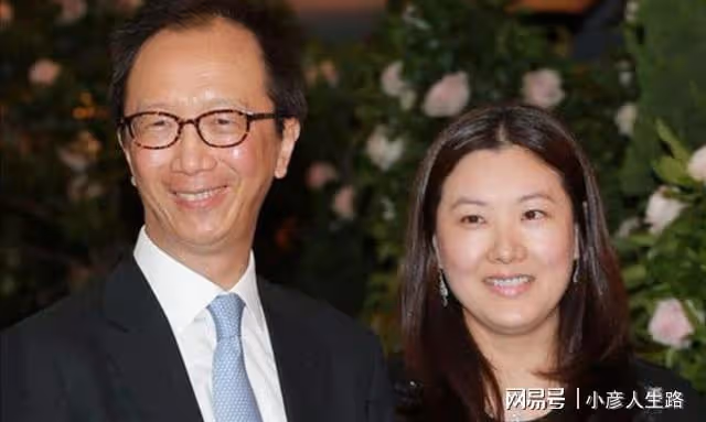 「跳水皇后」伏明霞：嫁大26歲梁錦松，如今43歲生活美滿