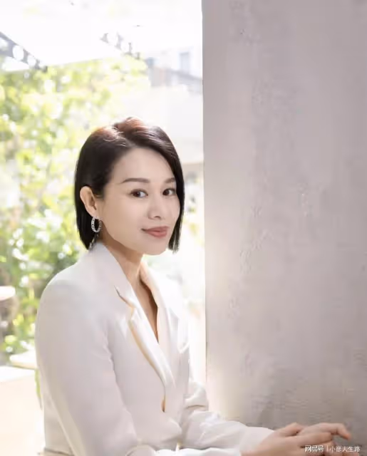 明明是美人,卻被吐槽長得丑,原來明星也會不上鏡,我釋懷了