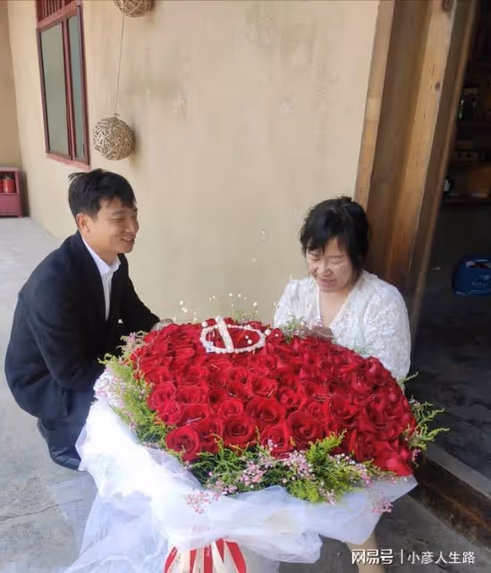 余秀華與丈夫爭執事件後續,余秀華:身體還好,要出去躲躲!