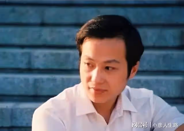 48歲患癌去世,妻子劉繼紅葬禮上哭暈,13年後羅京家人現狀怎樣?