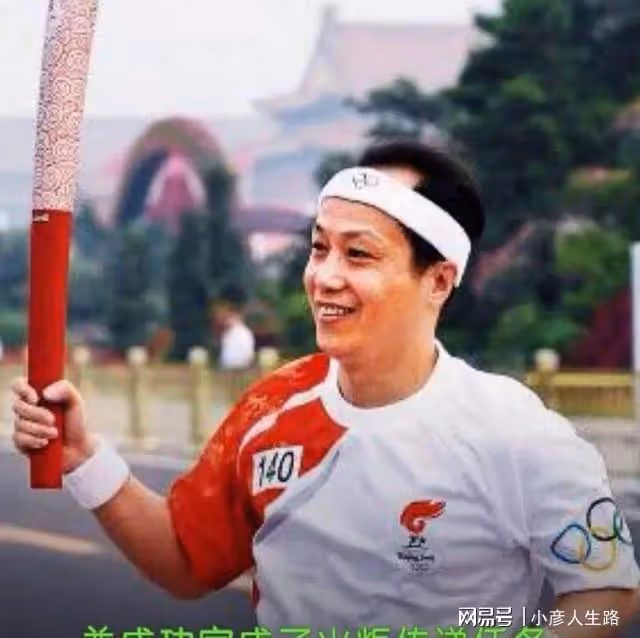 48歲患癌去世,妻子劉繼紅葬禮上哭暈,13年後羅京家人現狀怎樣?