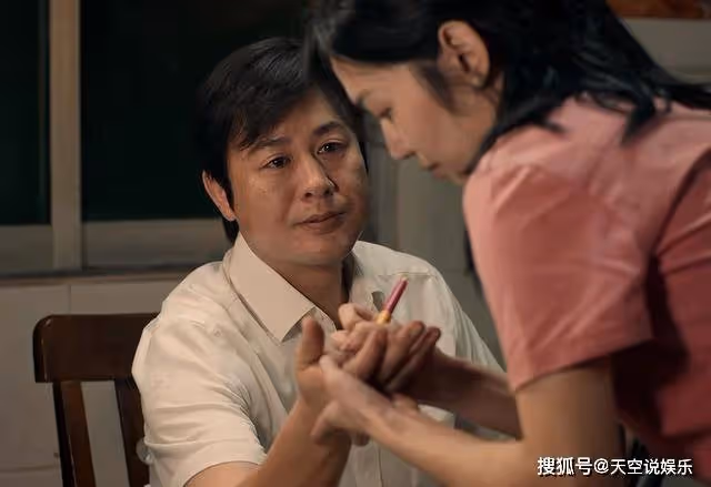 《獵冰》黃宗偉的模範丈夫形象?一次逛街,暴露了他的自私本性