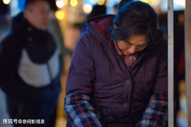 姚玉玲至死不知，摟著小20歲嬌妻的牛大力，為何留下一枚金戒指？