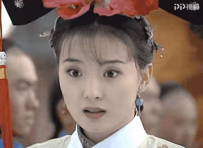 50歲「晴格格」王艷慘狀曝光，15億豪宅沒了、貴婦人設崩，帶貨當網紅