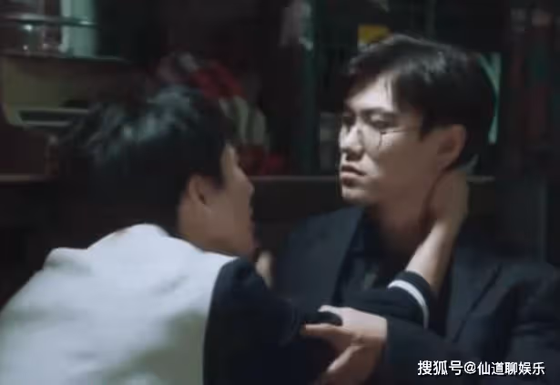 《關於未知的我們》首播即高能,魏之遠強吻魏謙成焦點!