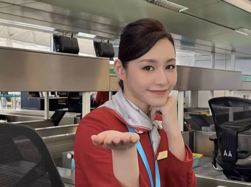 TVB美女蘇可欣宣布離巢,轉行做空姐,因豐滿身材被開價20萬包養