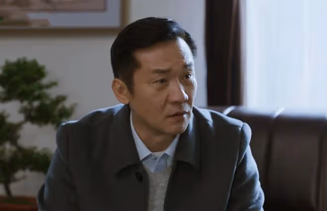 《江河日上》首播：鄭寒江沒想到，最危險的敵人非錢起，在他身邊