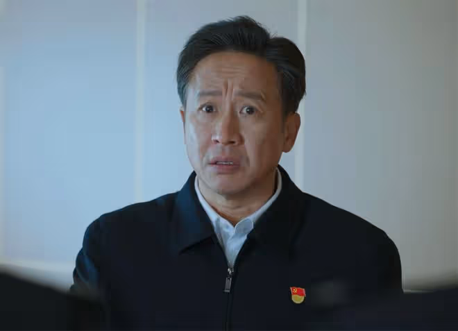 《江河日上》首播太高能,副市長自殺,鄭寒江空降為何集體反對?