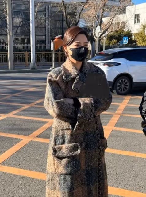 辛芷蕾首登春晚彩排驚艷亮相,網友驚呼:圈內地位飛升!