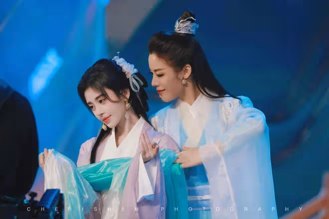 東方衛視春晚,鞠婧禕陳麗君帶來《游山戀》,鞠婧禕解鎖最美古裝