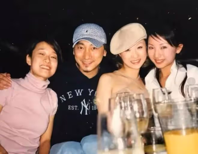 46歲馬伊琍與陳冠希老婆前夫聚會!摟肩拍照好親密,換髮型變化大