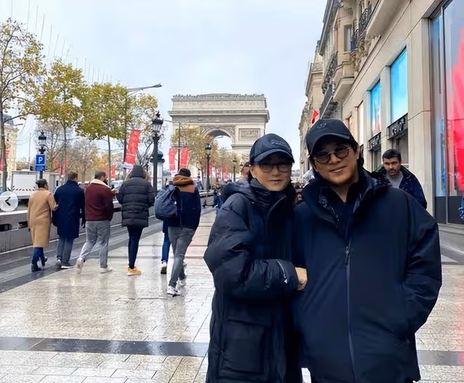 李連杰真丟了寶!62歲黃秋燕越活越美,61歲利智蒼老明顯似老奶奶