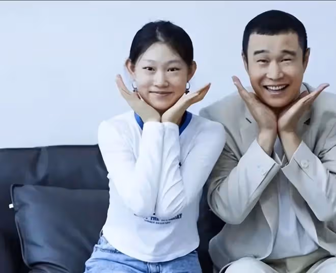 小瀋陽老婆認真打扮起來很美!16歲女兒顏值「整容式」逆襲