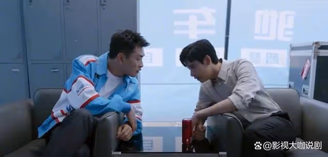 看懂張弛的無腦行為，才知與其反目成仇