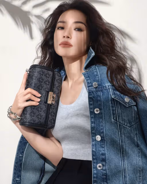 坦克背心都能被舒淇穿的這麼美！　與「同事」檀健次齊曬神顏