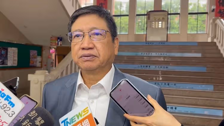 新竹縣長楊文科涉貪50萬元交保！今正常上班　縣府：依法行政絕無不法