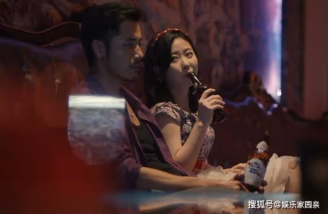 《獵冰》劇情反轉!老槍脖子留紅印,打戲真實到窒息
