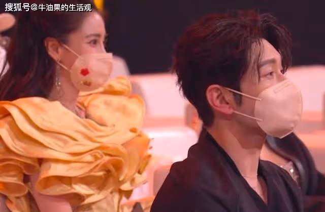 楊穎生日曬全家福,小海綿出鏡卻不見黃曉明,圈內好友集體隱身
