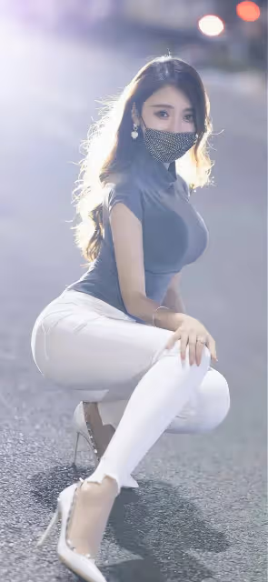 完美曲線利器!修身長褲塑造極致前凸後翹身材