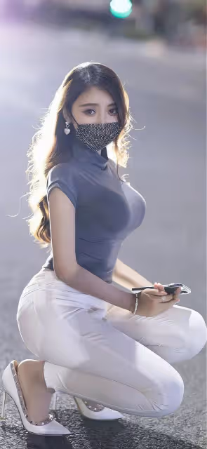 完美曲線利器!修身長褲塑造極致前凸後翹身材